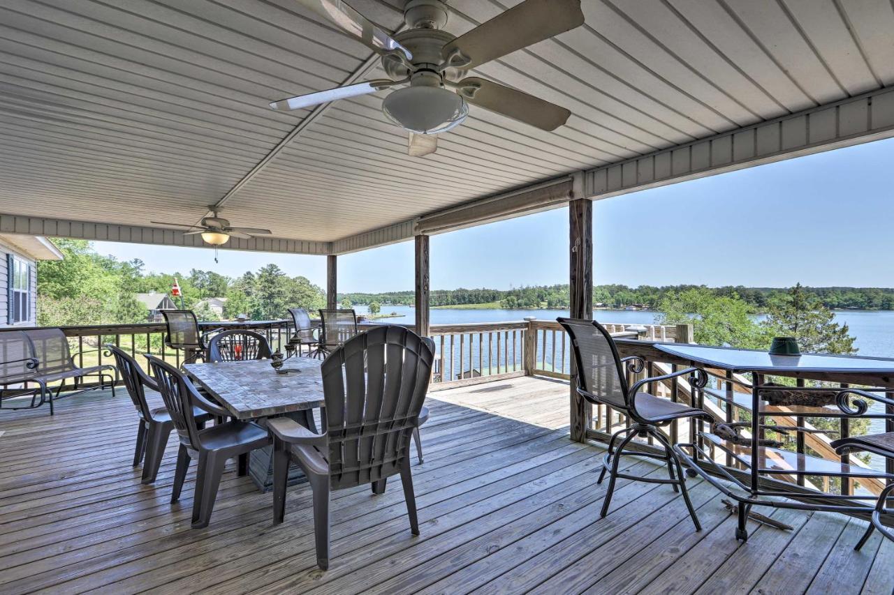 House With Dock And Slide Situated On Lake Sinclair! Sparta Екстериор снимка